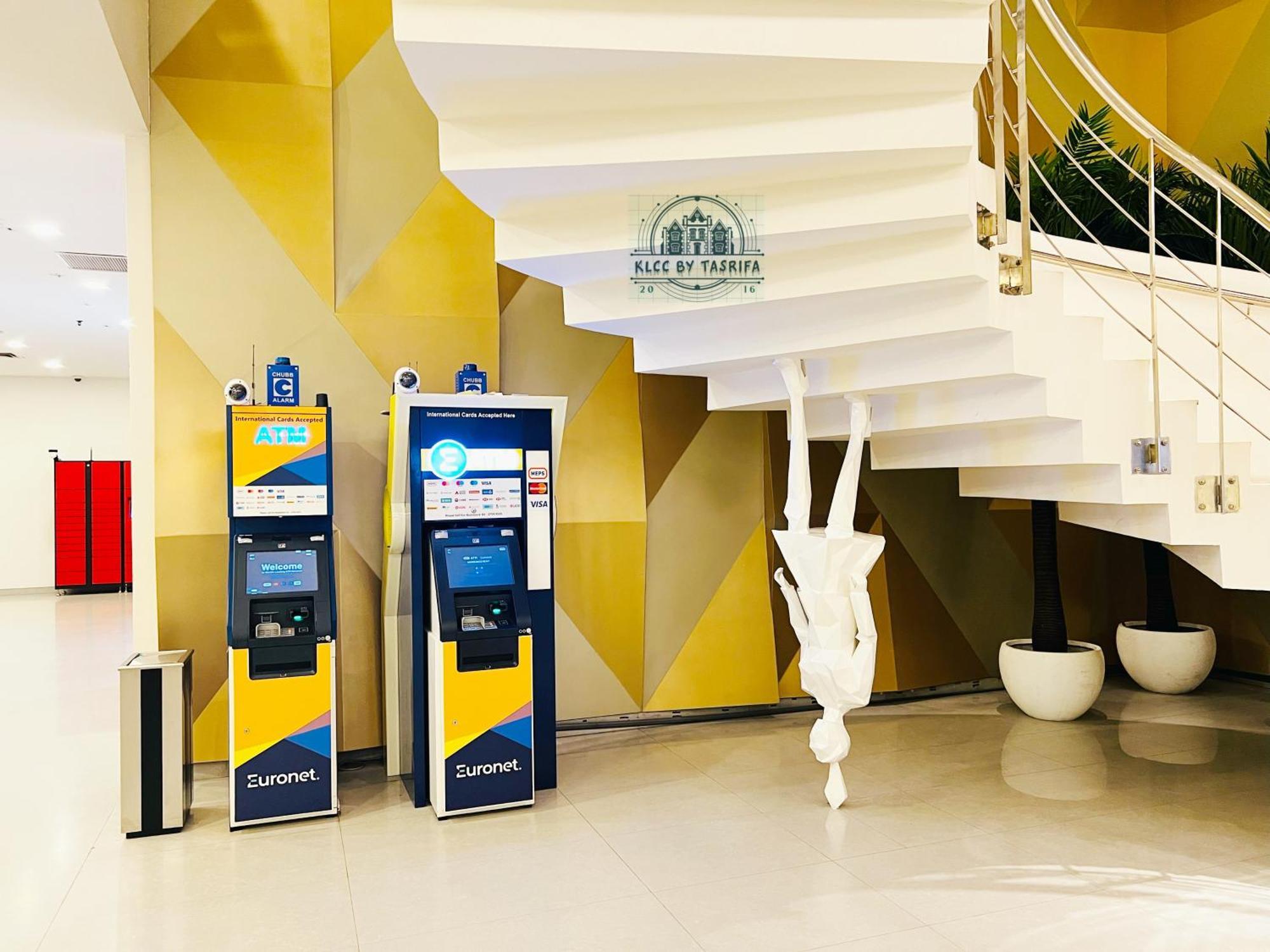 Mercu Summer Suites Klcc By Tasrifa Kuala Lumpur Exterior foto
